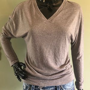 Heather gray long sleeve v neck shirt